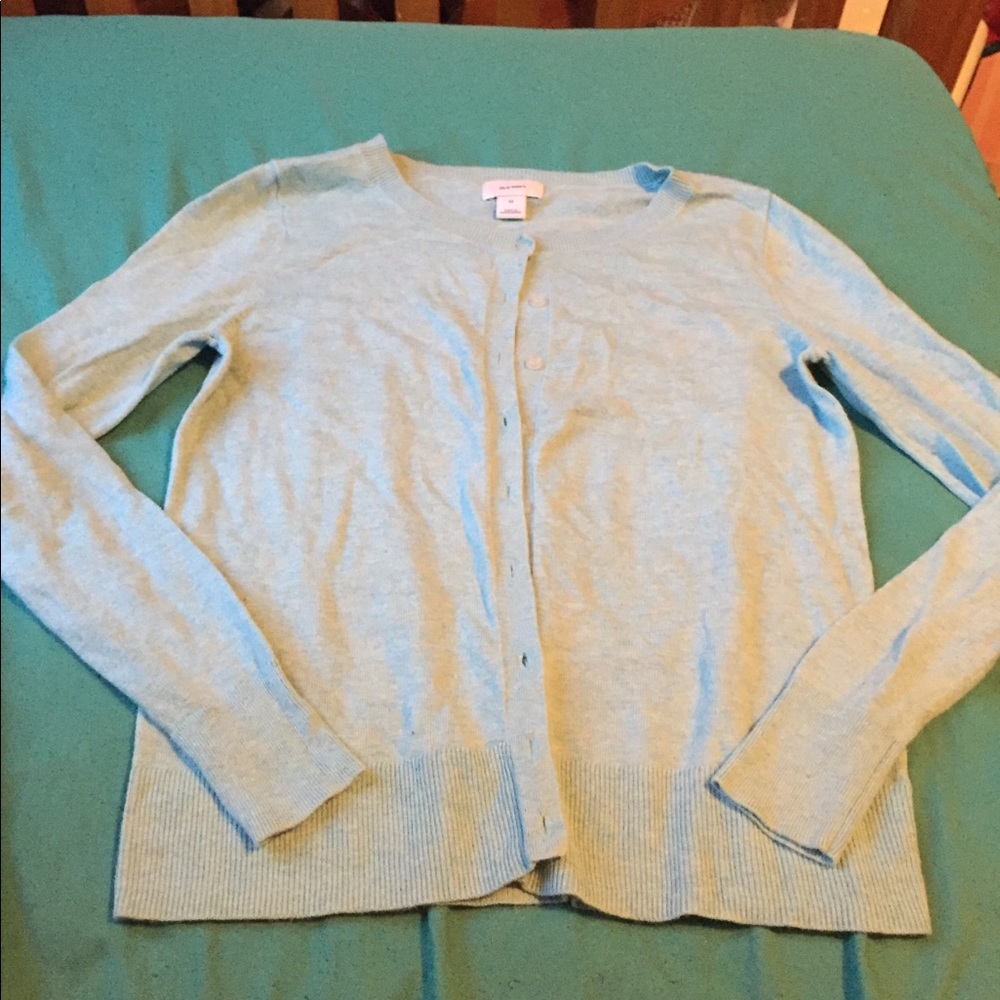 Old Navy light blue sweater